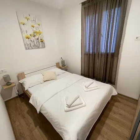 Vila “marko” With Heated Pool! *