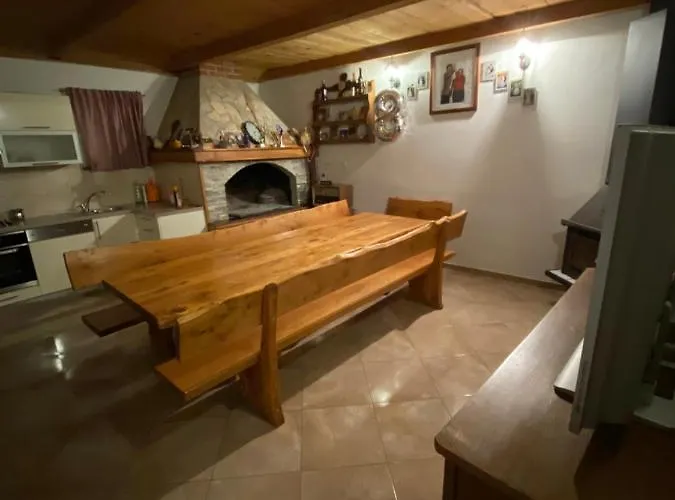 “marko” With Heated Pool! Vila *