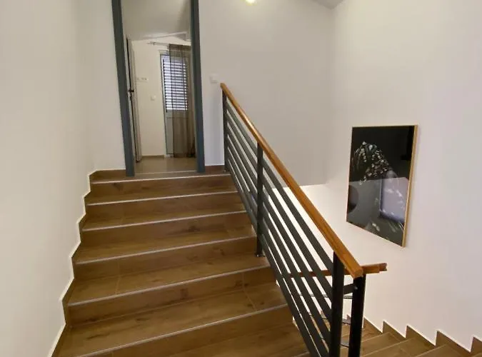 “marko” With Heated Pool!