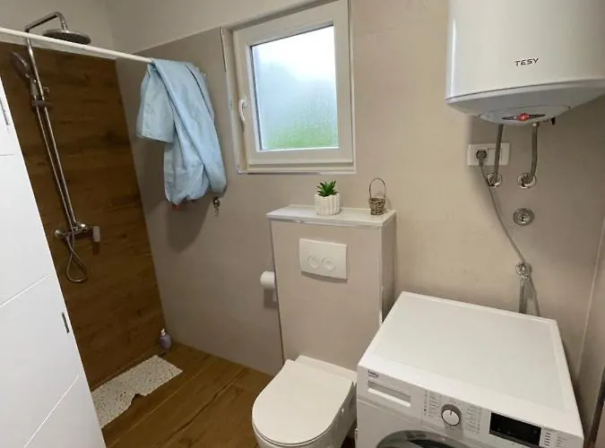 “marko” With Heated Pool! Vila *