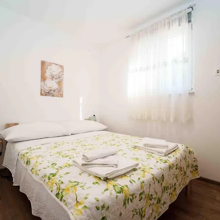 Villa “marko” With Heated Pool! *